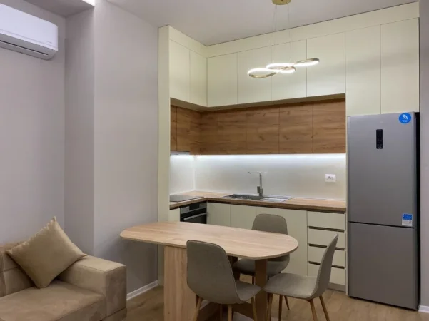 Tirane, jepet me qera apartament 1+1+Ballkon Kati 6, 60 m² 670 € (siri kodra)