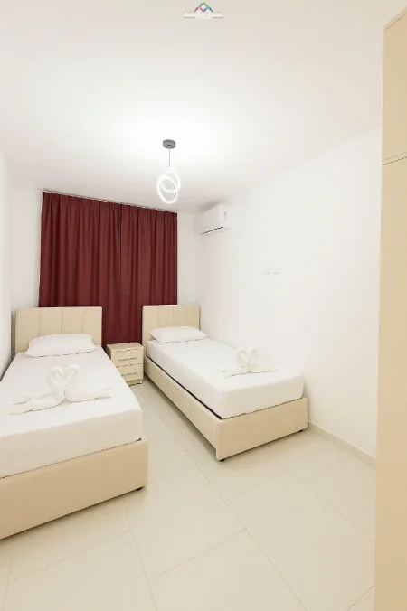 Tirane, jepet me qera apartament 2+1 Kati 1, 75 m² 730 € (mine peza)