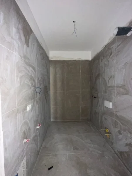 Shqiperi, shitet apartament 1+1+Ballkon Kati 3, 71 m² 180.000 € (Corner Residence)