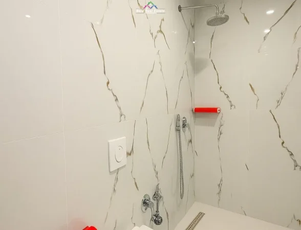 Tirane, jepet me qera apartament 2+1 Kati 1, 75 m² 730 € (Rruga Mine Peza)