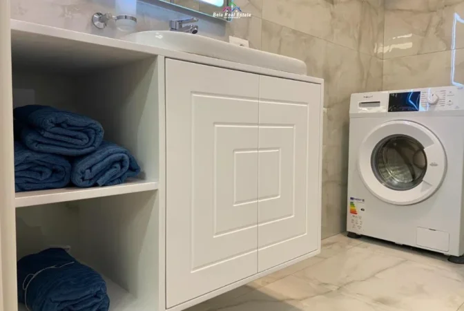 Tirane, jepet me qera apartament 1+1 Kati 6, 60 m² 670 € (Rruga Siri Kodra)