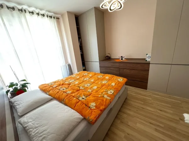 Tirane, jepet me qera apartament 1+1+Ballkon Kati 2, 70 m² 630 € (fiori di bosko)