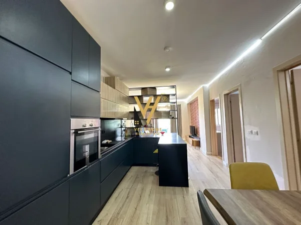 Tirane, jepet me qera apartament 2+1+Aneks Kati 2, 87 m² 420 € (FRESKU)