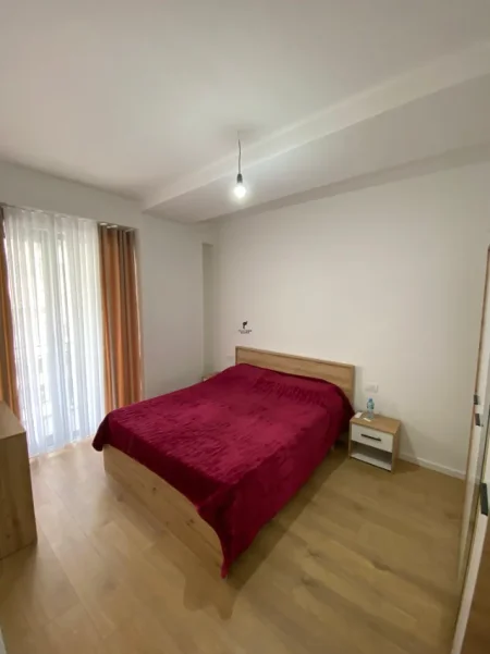 Tirane, jepet me qera apartament 2+1 Kati 3, 100 m² 600 € (ASTIR)