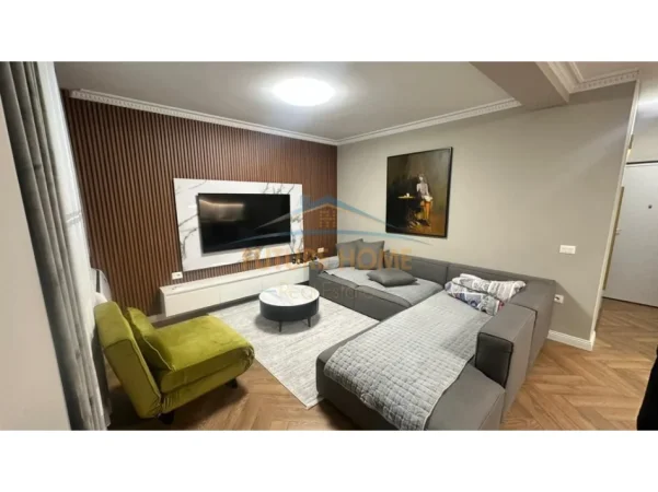 Tirane, shes apartament 2+1 Kati 8, 97 m² 350.000 € (Rruga e Elbasanit, Tiranë)