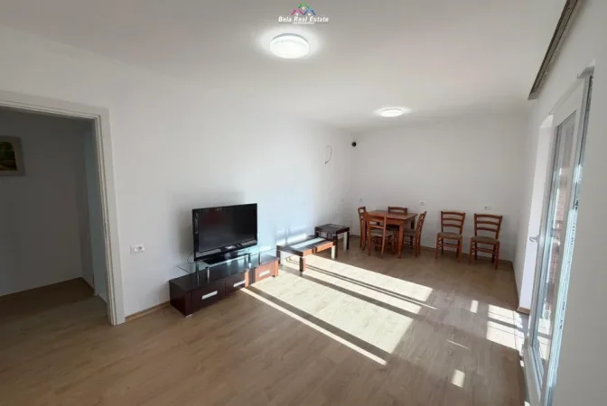 Tirane, jepet me qera dyqan Kati 2, 88 m² 1260 € (Rruga Luigj Gyurakuqi)