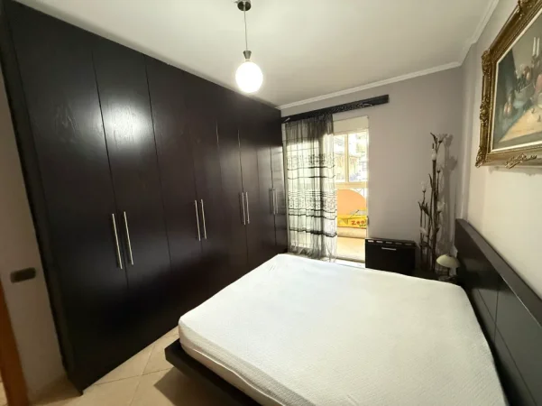 Tirane, jepet me qera apartament 2+1 Kati 6, 106 m² 630 € (selvia)