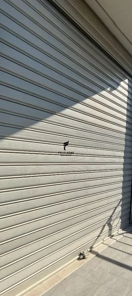 Tirane, jepet me qera magazine Kati 0, 110 m² 580 € (5 MAJI)