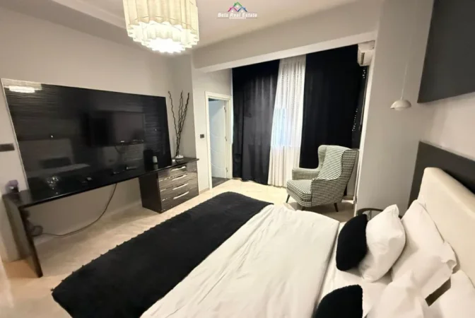 Tirane, jepet me qera apartament 2+1+Ballkon Kati 8, 96 m² 1.000 € (prane Credins Bank)