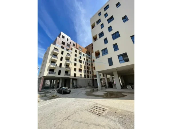Tirane, shitet apartament 1+1 Kati 6, 107 m² 191.700 € (DON BOSKO)