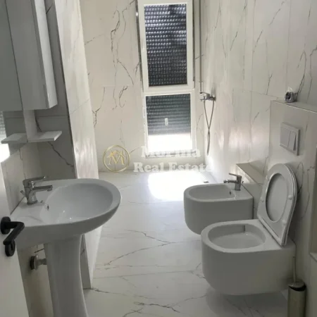 Tirane, shitet apartament 2+1 Kati 7, 106 m² 139.000 € (Kamez)