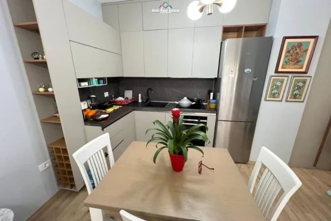 Tirane, shitet apartament 1+1+Ballkon Kati 2, 70 m² (Fiori Di Bosko)