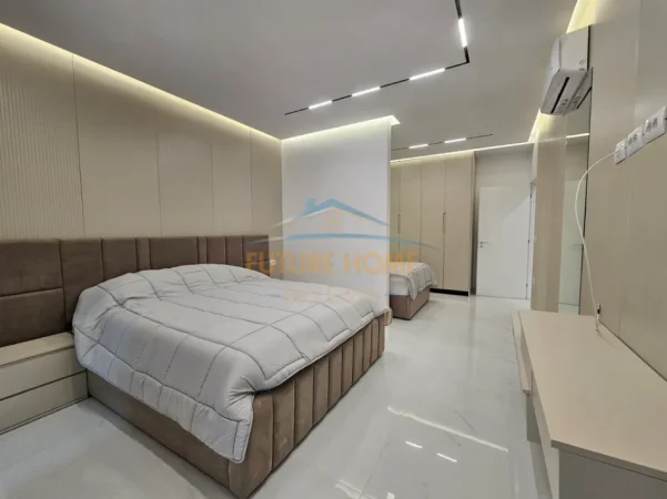 Tirane, jepet me qera apartament 1+1 , 76 m² 1.000 € (Zogu i Zi, Tirane.)