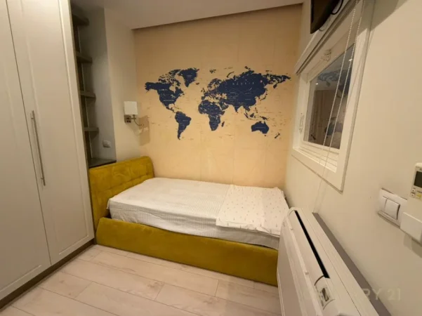 Tirane, jepet me qera apartament 2+1 Kati 19, 95 m² 1.550 € (ambasador 3)