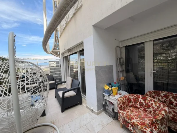 Tirane, shitet apartament 1+1+Ballkon Kati 1, 85 m² 175.000 € 