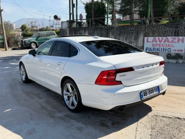 Volvo S90 2.0Benzi 2018, 15500€ Sapotarguar