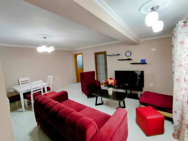 Tirane, jepet me qera nga Pronari, pa-komision apartament duplex 1+1 Kati 2, 80 m² 350 € (Rruga Muhamed Deliu)
