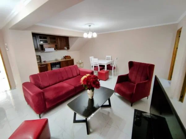 Tirane, jepet me qera nga Pronari, pa-komision apartament duplex 1+1 Kati 2, 80 m² 350 € (Rruga Muhamed Deliu)