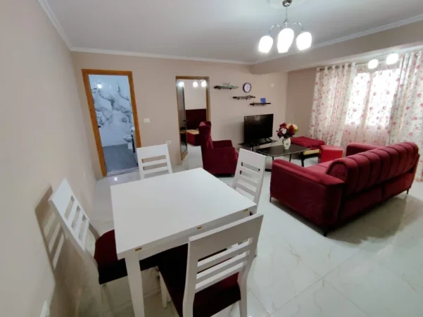 Tirane, jepet me qera nga Pronari, pa-komision apartament duplex 1+1 Kati 2, 80 m² 350 € (Rruga Muhamed Deliu)
