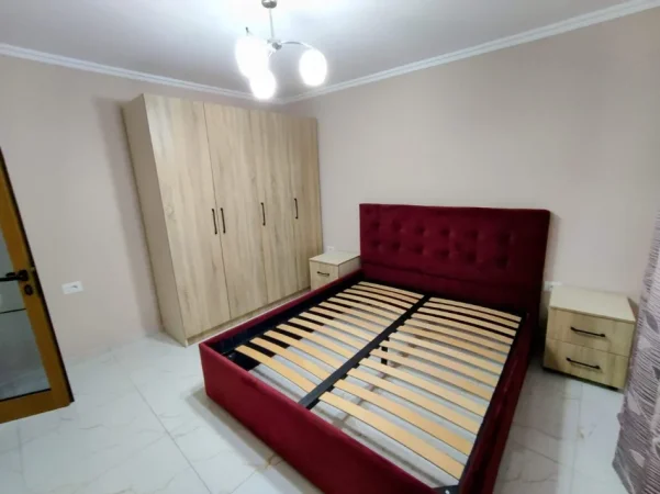 Tirane, jepet me qera nga Pronari, pa-komision apartament duplex 1+1 Kati 2, 80 m² 350 € (Rruga Muhamed Deliu)