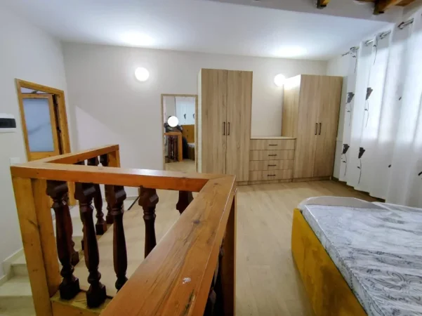 Tirane, jepet me qera nga Pronari, pa-komision apartament 1+1 Kati 1, 80 m² 350 € (Rruga Muhamed Deliu)