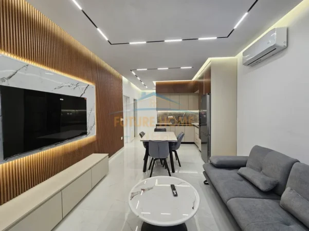 Tirane, jepet me qera apartament 1+1 , 76 m² 1.000 € (Zogu i Zi)