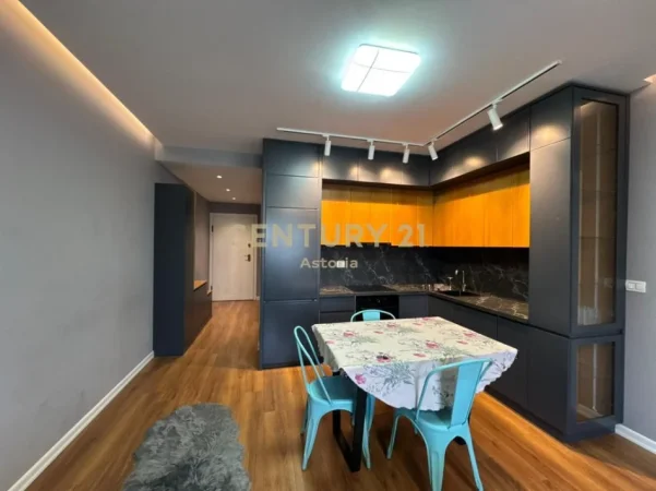 Tirane, jepet me qera apartament 1+1+Ballkon Kati 2, 70 m² 600 € (don bosko)