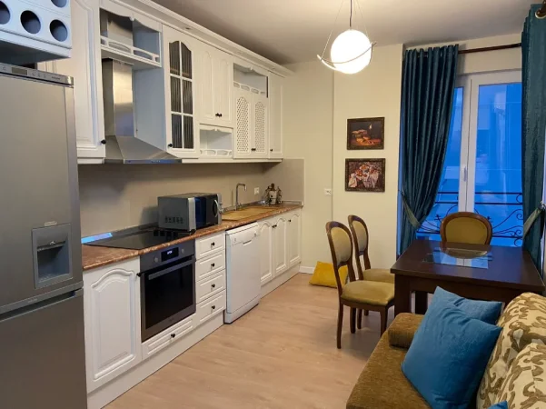Tirane, jepet me qera apartament 1+1 Kati 6, 60 m² 650 € (Rruga e Elbasanit)