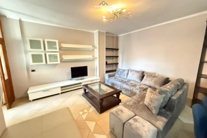 Tirane, jepet me qera apartament 2+1+Ballkon Kati 6, 106 m² 630 € (Rruga Sirir Kodra)