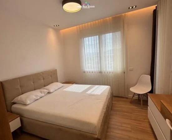 Tirane, jepet me qera apartament 1+1 Kati 9, 50 m² 675 € (Delijorgji)