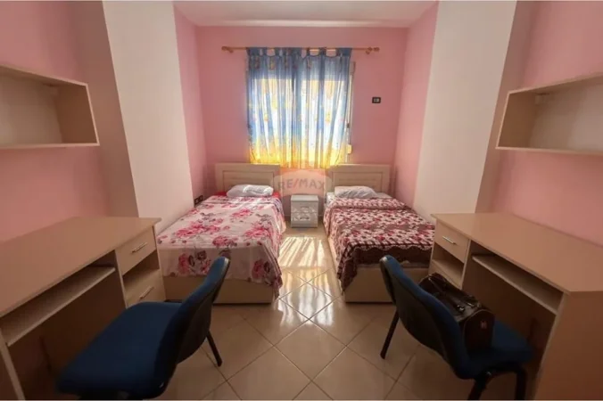 Vlore, jepet me qera apartament 2+1 Kati 4, 100 m² 350 € (Rruga Lef Sallata, pran Shkolles se Muzikes, vlore)