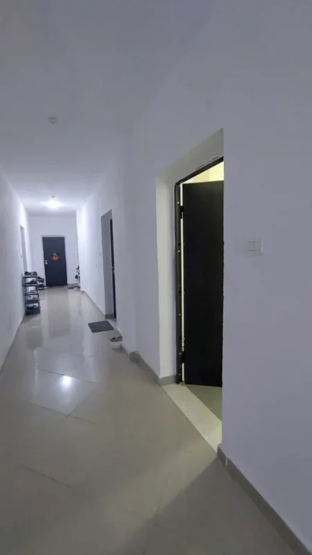 Tirane, shitet garsonier 1+1 Kati 2, 53 m² 76.000 €