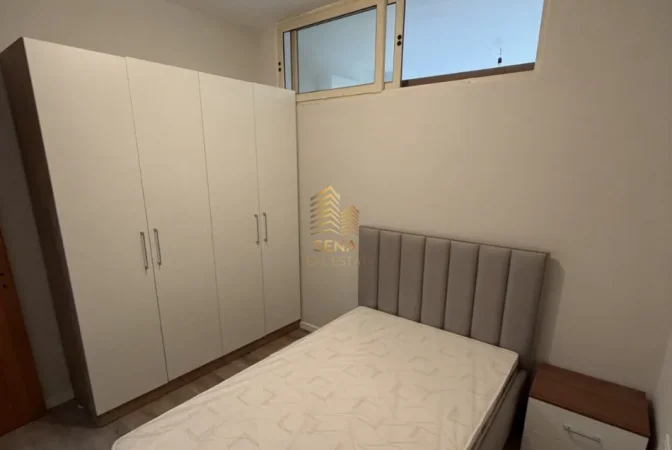 Tirane, jepet me qera apartament 2+1+Ballkon Kati 6, 75 m² 450 € (Astir, Vila L)