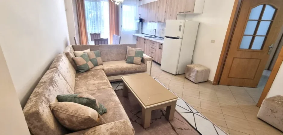 🏡 Jepet me Qera Apartament 2+1+2 ne Astir tek Bulevardi Migjeni,  550 Euro