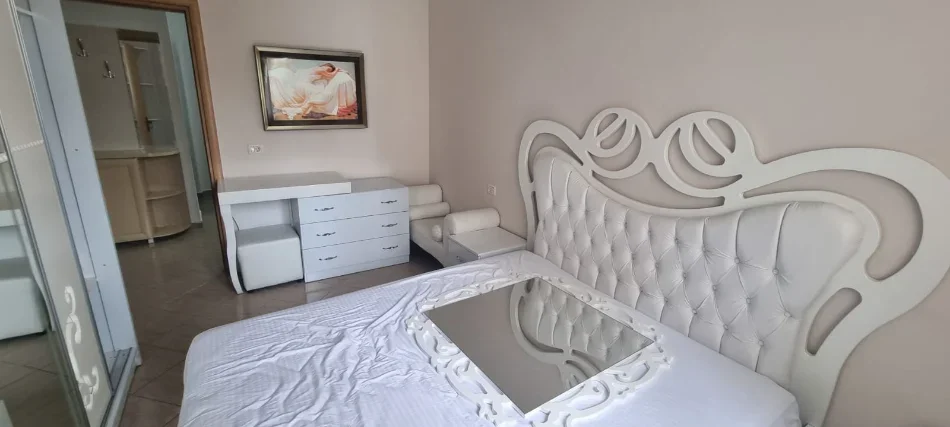 🏡 Jepet me Qera Apartament 2+1+2 ne Astir tek Bulevardi Migjeni,  550 Euro