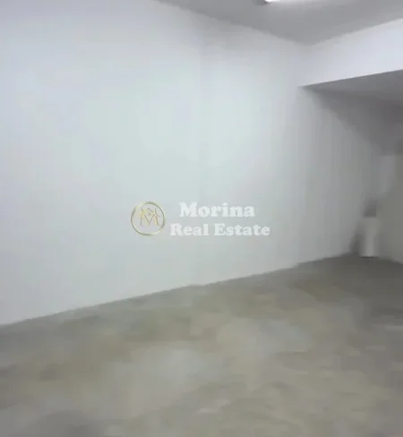 Tirane, jepet me qera Vile Kati 3, 250 m² 1.300 € (Farke)