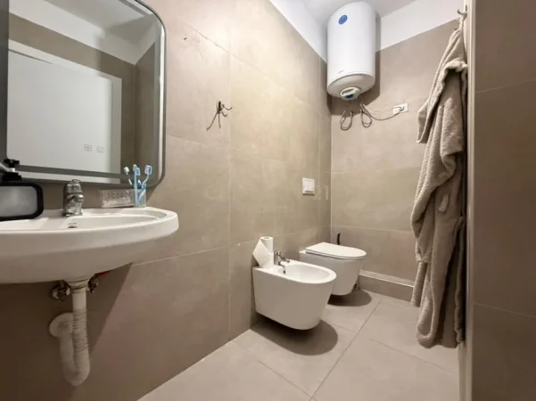 Tirane, shes apartament 1+1 Kati 1, 85 m² 175.000 € (Kodra e Diellit 2)