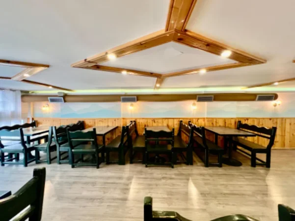 Tirane, shitet dyqan , 130 m² 160.000 € (Tek Globe)