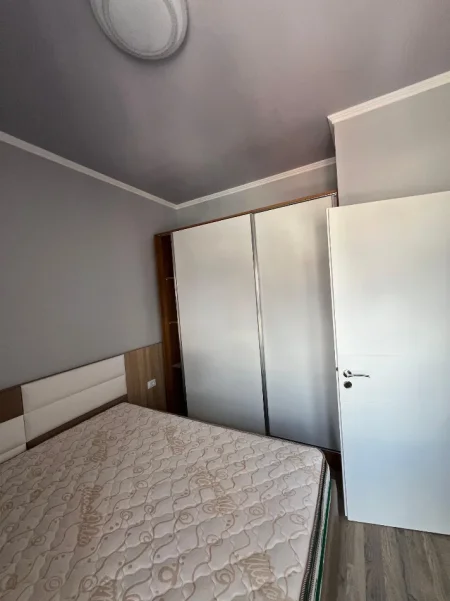 Tirane, shes apartament 1+1 Kati 9, 48 m² 