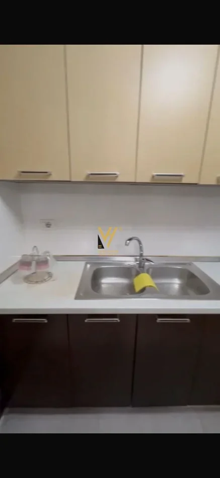 Tirane, jepet me qera apartament 1+1+Ballkon Kati 8, 65 m² 470 € (ASTIR)