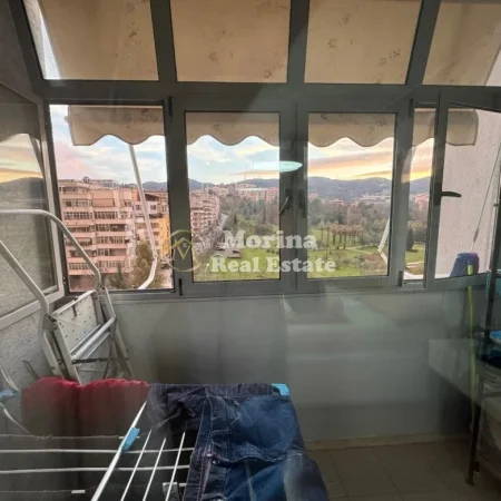 Tirane, jepet me qera apartament 1+1 Kati 8, 70 m² 800 € (Liqeni Artificial)