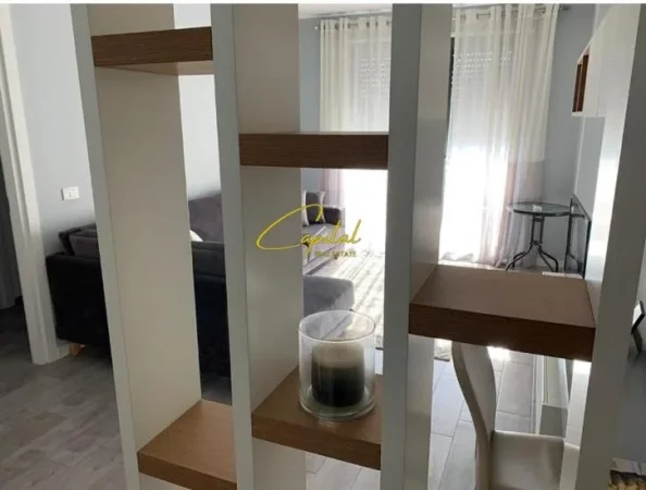 Tirane, jepet me qera apartament 2+1 Kati 6, 85 m² 620 € (ISH PARKU)