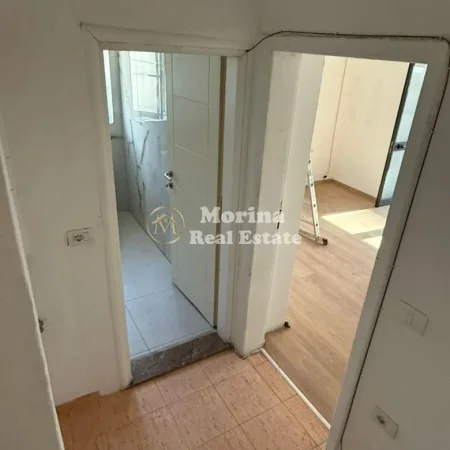 Tirane, jepet me qera ambjent biznesi Kati 1, 55 m² 400 € (Shkolla e Baletit)