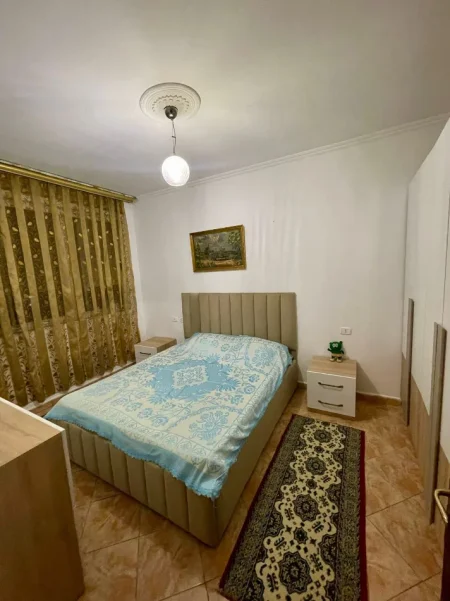 Tirane, jepet me qera apartament 2+1 Kati 2, 70 m² 600 € 