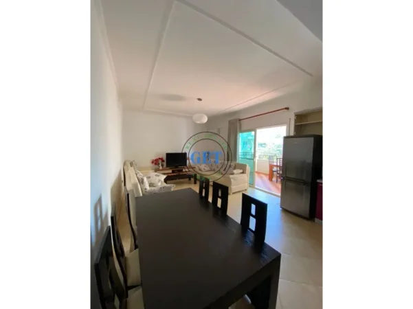 Durres, jepet me qera apartament 2+1 Kati 5, 94 m² 500 € (Shkembi i Kavajes)