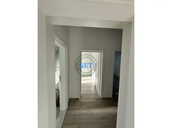 Durres, shitet apartament 2+1 Kati 3, 70 m² 85.000 € (Çezma e Ferrës)