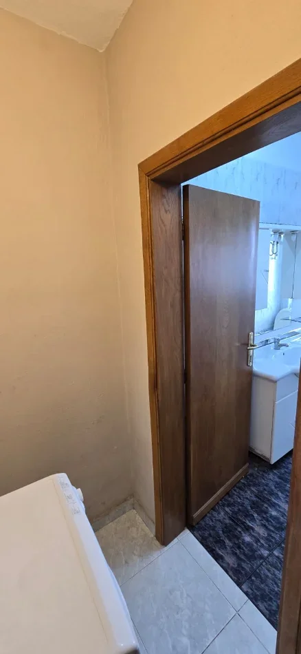 Tirane, shitet apartament 3+1+Ballkon Kati 4, 75 m² 195.000 € 