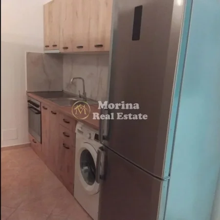 Tirane, jepet me qera apartament 1+1 Kati 2, 80 m² 400 € (Qytet Studenti)