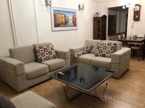 Tirane, shitet apartament 2+1 Kati 2, 125 m² 400.000 Euro (Nikolla Tupe)