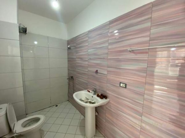 Shesim apartament 2+1+2+post parkimi tek kopshti botanik!!!